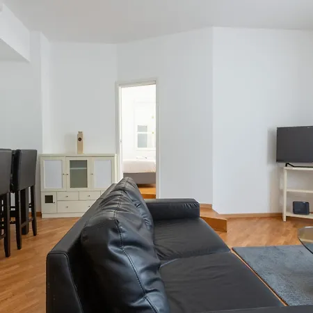 Daire Lorenteggio Large Flat