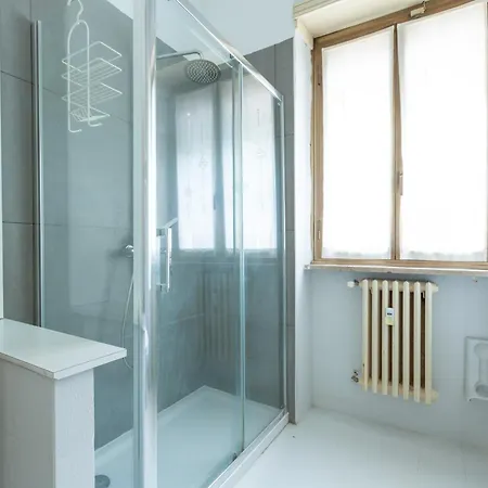 Lorenteggio Large Flat Milano