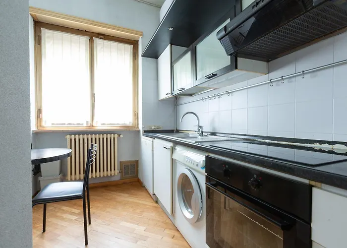 Easytopstay - Lorenteggio Large Flat Apartment