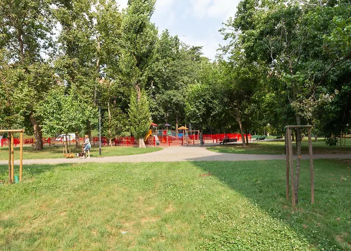 Easytopstay - Lorenteggio Large Flat Apartment Milan